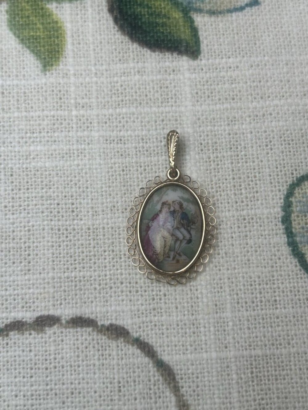 Limoges Pendant Cameo Courting Couple Vintage Silver Tone Cottagecore Jewelry